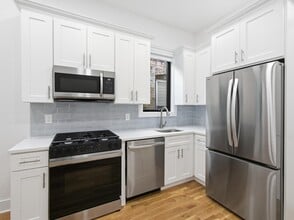 858 West Side Ave in Jersey City, NJ - Building Photo - Building Photo