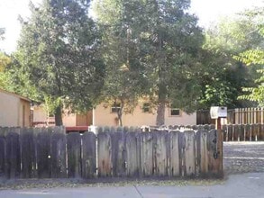 1410 North St in Susanville, CA - Building Photo - Building Photo