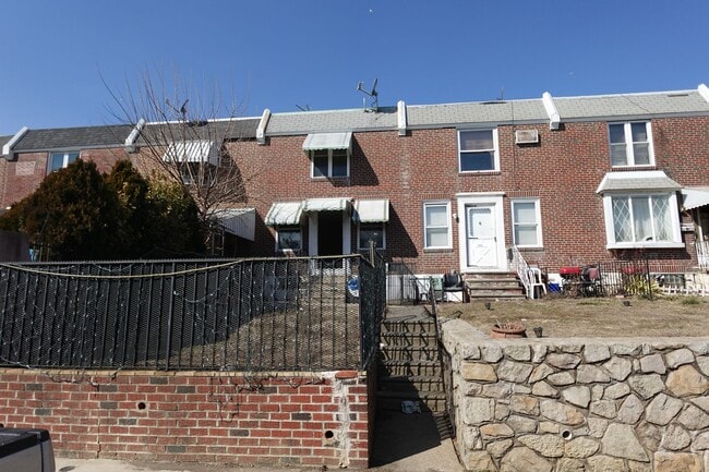 7268 Leonard St in Philadelphia, PA - Building Photo - Building Photo