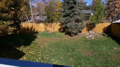 924 Queens Ct in Fort Collins, CO - Building Photo - Building Photo