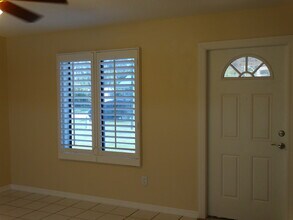 17362-17364 E Carnegie Cir in Ft. Myers, FL - Building Photo - Building Photo