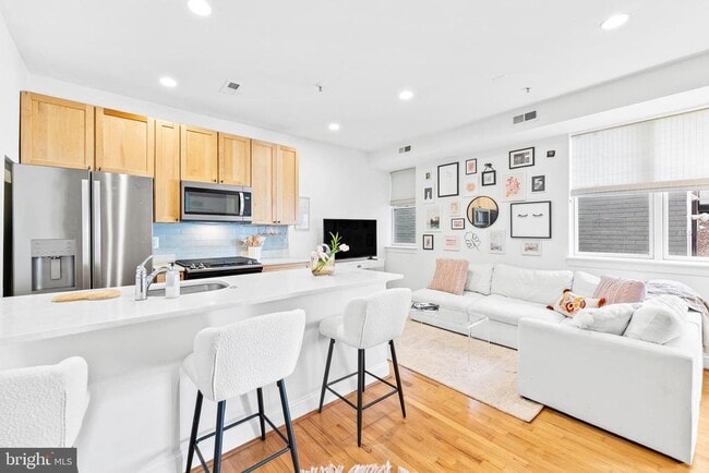 property at 1417 Chapin St NW