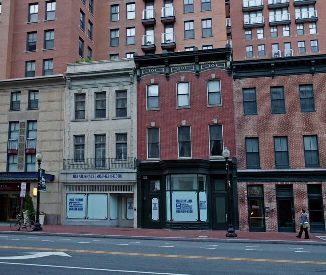 624 E St NW
