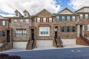 1394 Doublegate Dr in Brookhaven, GA - Building Photo