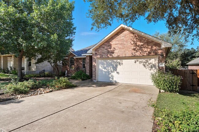 305 Olmos Dr in Leander, TX - Building Photo - Building Photo