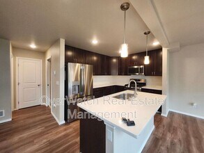 207 Shageluk St in Anchorage, AK - Building Photo - Building Photo