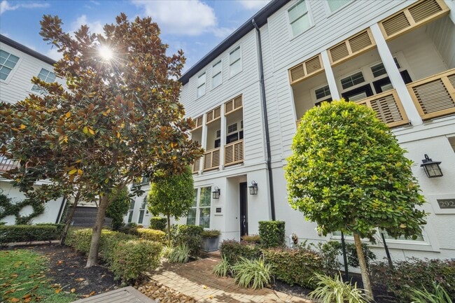 property at 2928 Rusk St