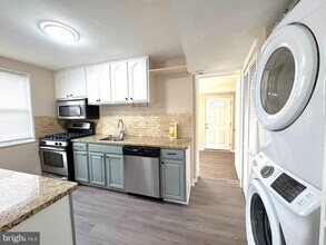 5612 7th Rd S in Arlington, VA - Foto de edificio - Building Photo