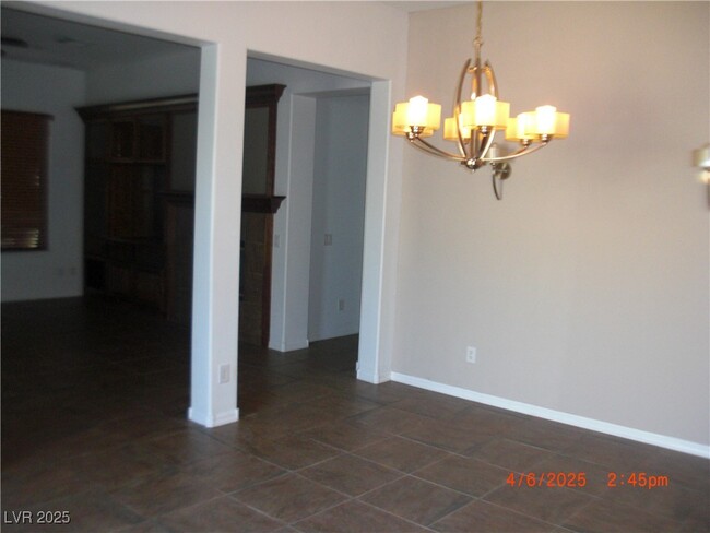 property at 9 Holston Hills Rd