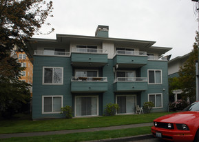 9525 Interlake Ave Apartments