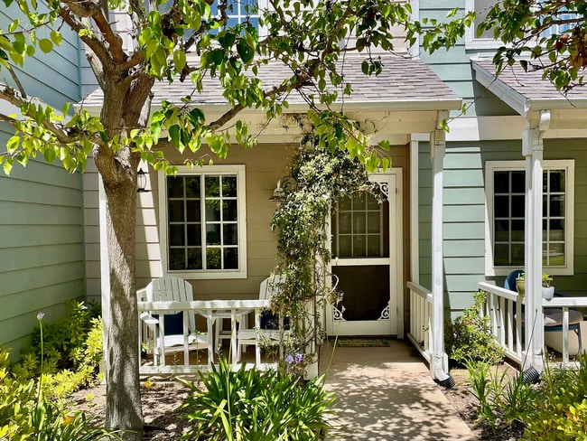property at 4692 Carpinteria Ave