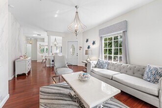 20 S Lakeshore Dr in Hypoluxo, FL - Building Photo - Building Photo