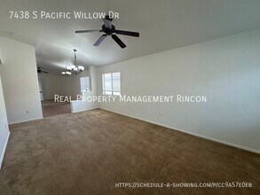 7438 S Pacific Willow Dr in Tucson, AZ - Building Photo - Building Photo