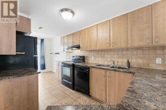 574 Chapman Mills Dr in Ottawa, ON - Building Photo - Building Photo