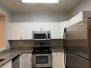 1 Cityview Ln in Quincy, MA - Building Photo - Building Photo