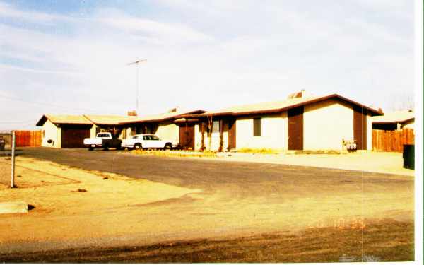 12982 Mohawk Rd in Apple Valley, CA - Building Photo - Building Photo