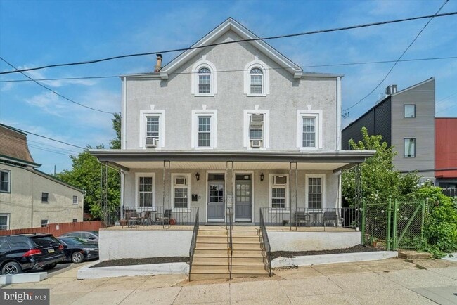 property at 3505-7 Bowman St