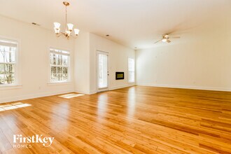 121 County Rd S-18-452 in Summerville, SC - Building Photo - Building Photo