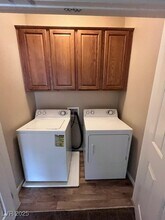 8941 Mt Baker Ct in Las Vegas, NV - Building Photo - Building Photo