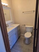 385 Murphy Ave in Sebastopol, CA - Building Photo - Building Photo
