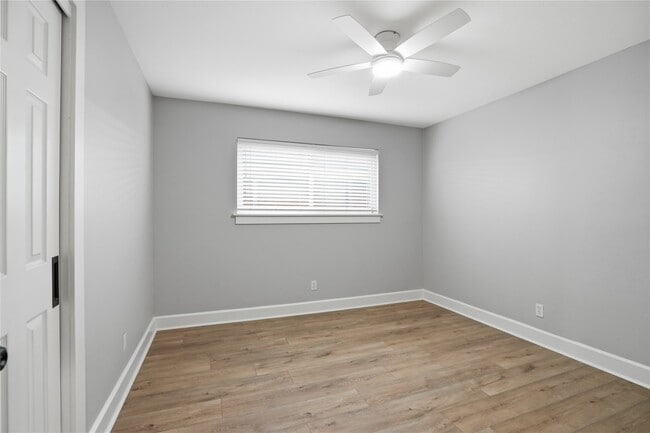 property at 10411 Londonderry Dr