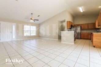 4517 Lovett Rd in North Port, FL - Building Photo - Building Photo