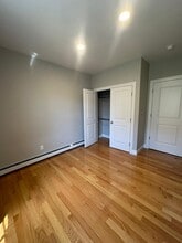 604 Chapel St, Unit 6 in New Haven, CT - Building Photo - Building Photo