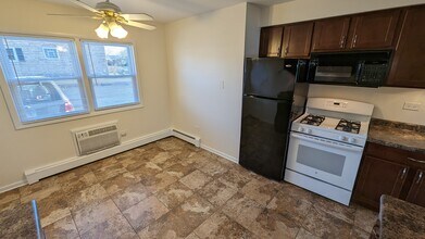 14455 Jefferson Ave, Unit 1W in Orland Park, IL - Building Photo - Building Photo