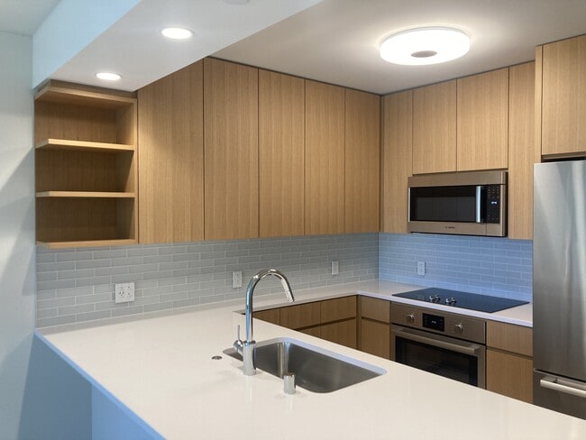 1705 One St in Honolulu, HI - Building Photo - Building Photo