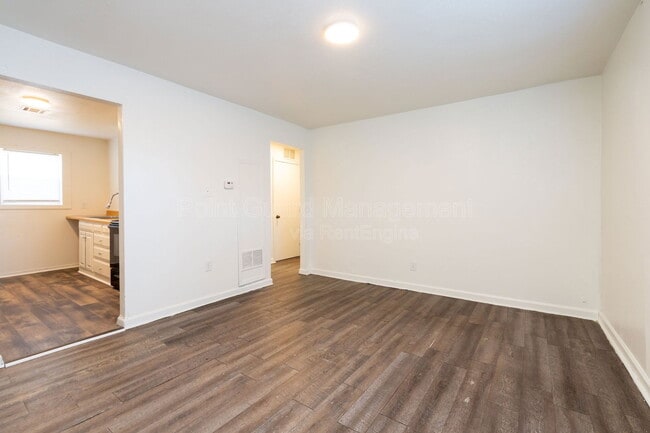 4471 E Boston Dr in Wichita, KS - Building Photo - Building Photo