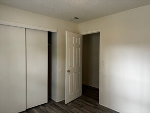 735 Vicki Dr in Huntsville, TX - Building Photo - Building Photo