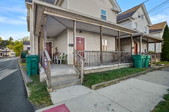 21 N 2nd St in Stroudsburg, PA - Building Photo - Building Photo