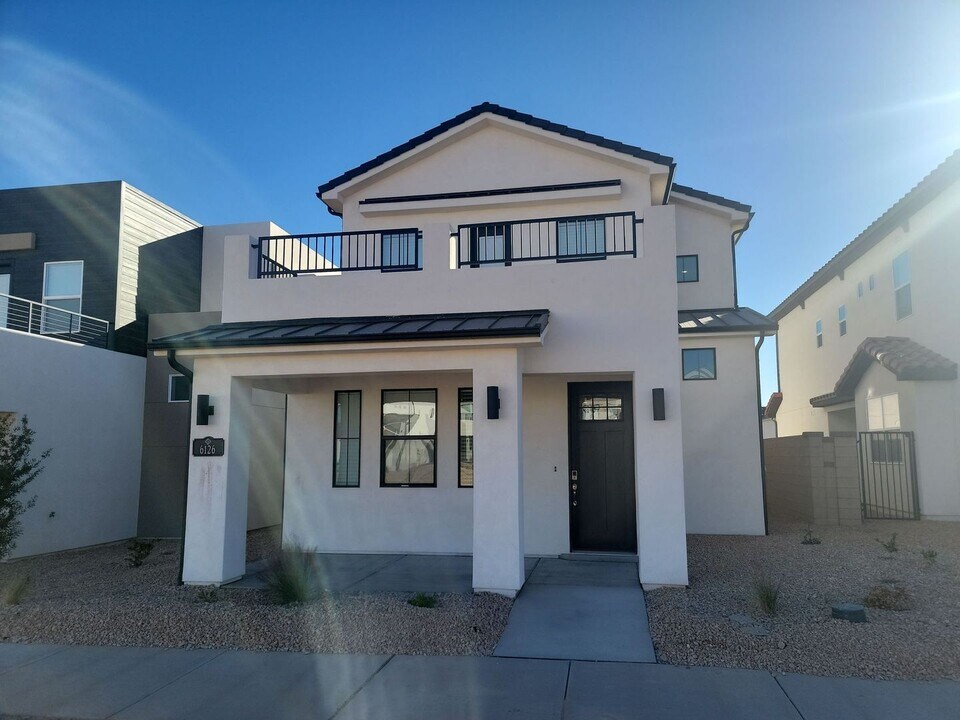 6126 Red Sand Ln in Saint George, UT - Building Photo