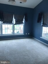 42641 Homefront Terrace in South Riding, VA - Building Photo - Building Photo
