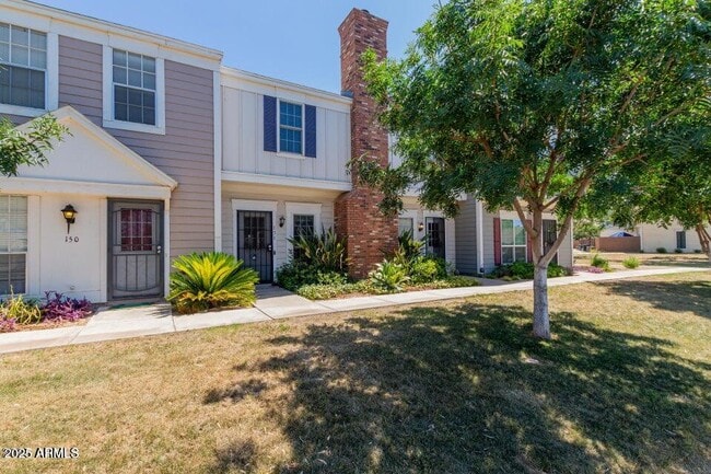 1600 N Saba St in Chandler, AZ - Building Photo - Building Photo