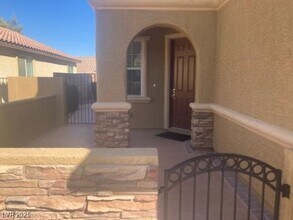 1080 Oak Fair St in Las Vegas, NV - Building Photo - Building Photo