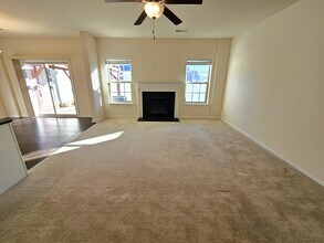 136 Middleby Way in Greer, SC - Building Photo - Building Photo