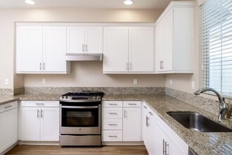 Ocean Air in San Diego, CA - Building Photo - Building Photo