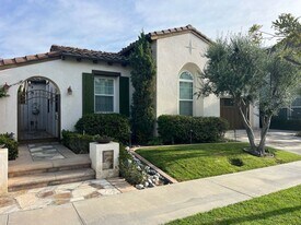 1411 Kallins St in Tustin, CA - Building Photo