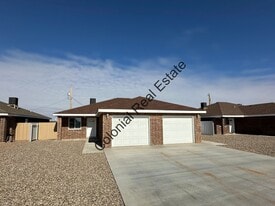 1700 W 12th St in Clovis, NM - Building Photo