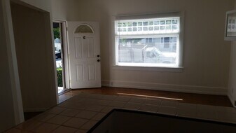 837 N La Fayette Park Pl, Unit c in Los Angeles, CA - Building Photo