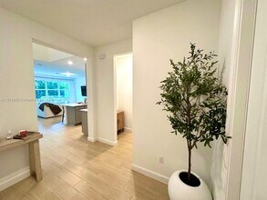 9045 Zevon Ct in Wellington, FL - Building Photo - Building Photo