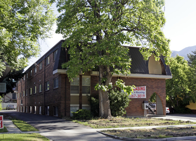 South Campus Apartments in Provo, UT - Building Photo - Building Photo