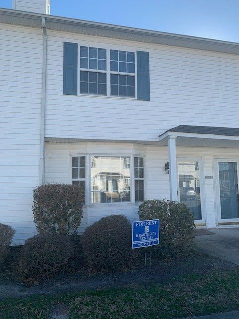 property at 3903 Sterling Pointe Dr