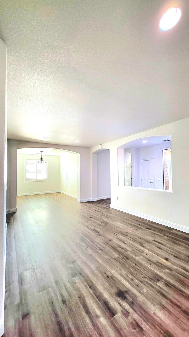 3879 N Mayfield Ranch Rd in Pahrump, NV - Building Photo - Building Photo