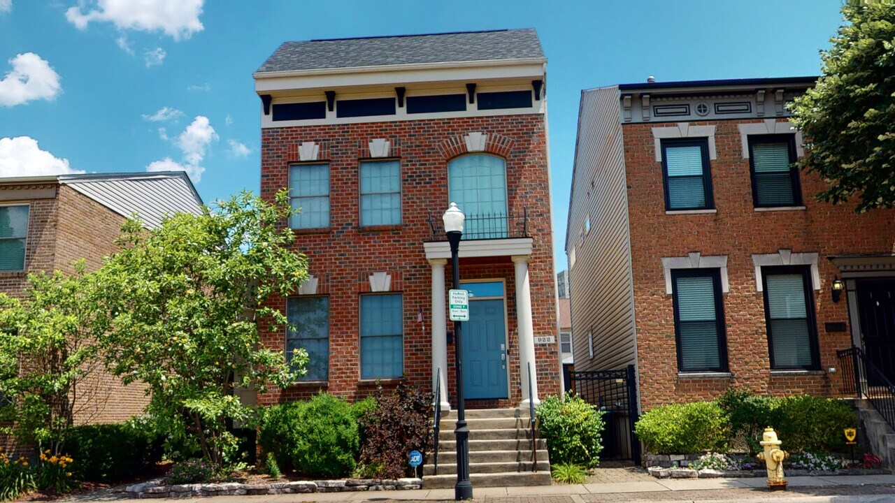 922 Mound St in Cincinnati, OH - Building Photo