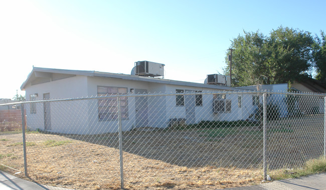 38518-38522 5th St E in Palmdale, CA - Building Photo - Building Photo