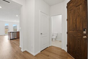 2816 Shimmer Edge Dr in Katy, TX - Building Photo