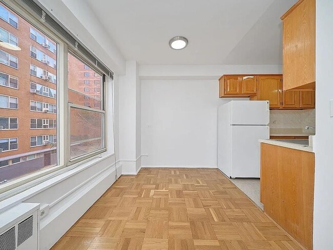 property at 115 Ashland Pl