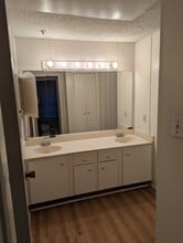 10053 Westpark Dr, Unit #301 Idlewood in Houston, TX - Foto de edificio - Building Photo